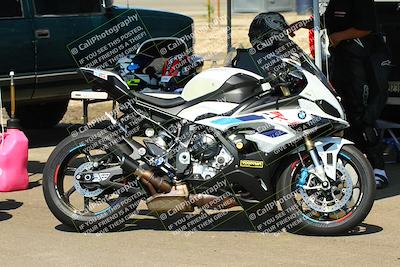 media/Sep-20-2025-TrackDaz (Sat) [[27f0cde673]]/Around the Pits/